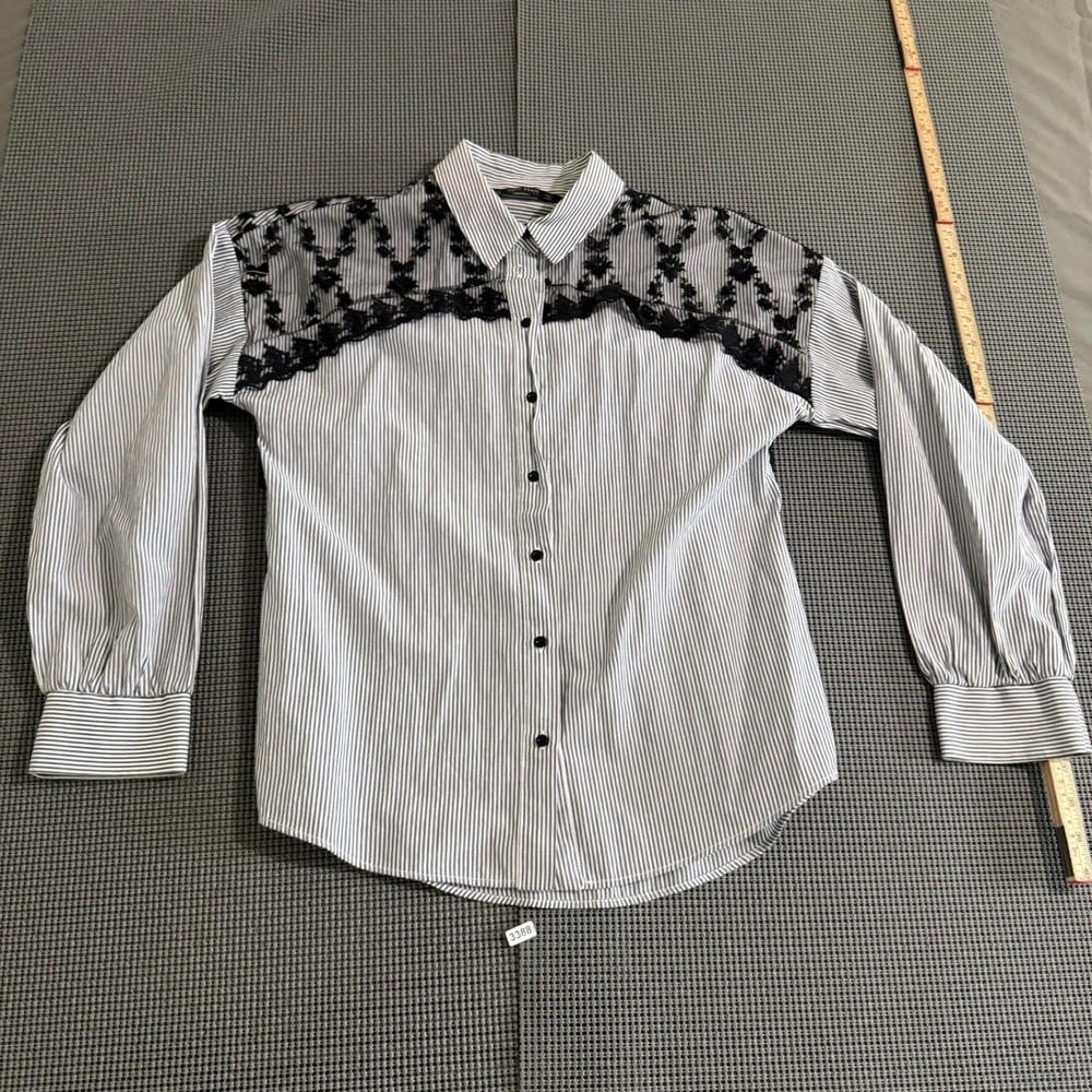 Zara Basic Blue White Striped Lace Embroidered Button Down Shirt Womens Size S